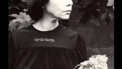 Dziennikarka Alwida Bajor jako Mireille Mathieu - La Vie en rose