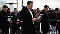 Elon Musk w Polsce.  Odwiedził Muzeum Auschwitz-Birkenau [Serwis informacyjny, KSTV Info]