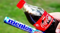MENTOS VS COCA COLA! 7 CLASSY EXPERIMENTS!