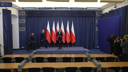 EKIPA NAWROCKIEGO DOMAGA SIĘ WYJAŚNIENIA NIELEGALNEGO FINANSOWANIA KAMPANII TRZASKOWSKIEGO!