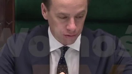 BOSAK Z FOTELU MARSZALKA UPOMNIAŁ SIĘ O POLSKICH ŻOŁNIERZY!