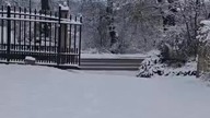 Odśnieżanie chodnika i budowa komputera niedzielny poranek
