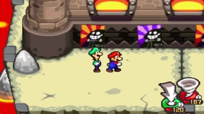 W grze na platformę Nintendo DS dowiadujemy się od braci Mario, że ich odwieczny rywal Bowser po zjedzeniu magicznych grzyb&oacute;w zaczyna wysysać przedmioty i rosnąć. Pomagamy im przywr&oacute;cić ich wrogowi właściwy rozmiar.