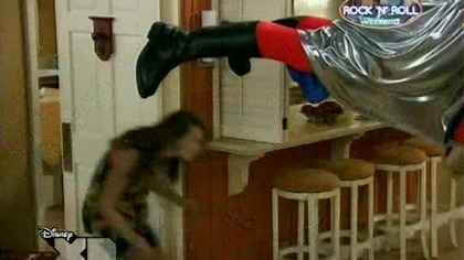 Ja w Kapeli - Weaselgate (Sezon 2, Odcinek 13)