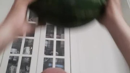 Emeryt trenuje