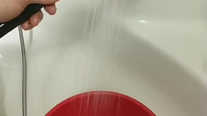 Przenośny prysznic z Temu na Lato za 100zł