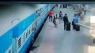 Dlatego należy wychodzić z pociągu dopiero gdy się zatrzyma +18