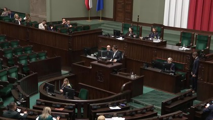 Płyniemy na górę lodową, a wy cieszycie się i klaszczecie! (720p 25fps AV1-48kbit AAC-polski)