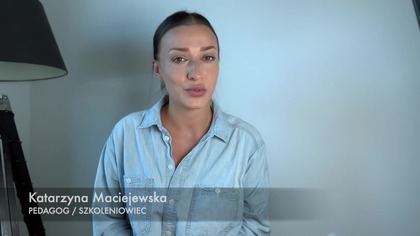 Adaptacja w pracy hybrydowej - jak rozwijać kluczowe kompetencje?