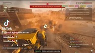 Helldivers 2 Soldier was shocked,mistook arm for leg :D