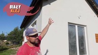 Jak wygląda dom po zaciągnięciu białym klejem do styropianu?