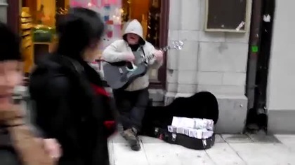 Uliczny grajek :)