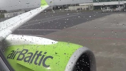17. 05. 22, Airbus A 220- 300, YL- AAU, Tallinn - Riga, Air Baltic
