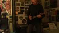 Elek gitara - Nakarm Kota !