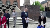 BRAUN PODPALIŁ UNIJNĄ FLAGĘ POD KOPALNIĄ WUJEK