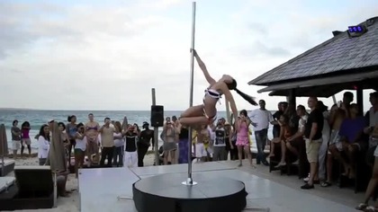 Taniec na rurze - Marion Crampe & Manuela Carneiro Pole Dance Show