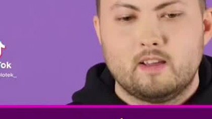 Z kim Karol ma spinę?