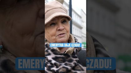 EMERYTURA? NIE DLA NIEJ!  UCZY SIĘ JĘZYKÓW I NADAL PRACUJE!