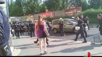 Ciekawość to pierwszy     