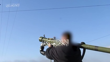 Palestyńczycy strzelają do izraelkich śmigłowc&oacute;w