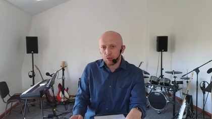 Witaj na moim kanale. 

Jestem pastorem Kościoła Bożego Królestwa z siedzibą w Krakowie.
Naszą misją jest GŁOSZENIE PEŁNEJ EWANGELII I SZERZENIE KRÓLESTWA BOŻEGO tak, aby każdy, kto uwierzy, mógł z sukcesem NAŚLADOWAĆ JEZUSA CHRYSTUSA. Robimy to poprzez:

NAUCZANIA, których źródłem jest BIBLIA, pokazujące ŁASKĘ I DOBROĆ BOGA oraz przynoszące ŻYCIE I WOLNOŚĆ do serca człowieka,

NADPRZYRODZONE DZIAŁANIA (uzdrowienia z chorób, uzdrowienia emocjonalne, uwolnienia od demonów, znaki i cuda, prorokowanie oraz pozostałe przejawy darów Ducha Świętego),

STYL ŻYCIA I POSTAWY, które są skutkiem PRZEMIANY WEWNĘTRZNEJ i odzwierciedlają charakter, przesłanie i moc Jezusa,

KŁADZENIE FUNDAMENTÓW PRAWIDŁOWEJ DOKTRYNY CHRZEŚCIJAŃSKIEJ umożliwiających każdemu chrześcijaninowi dojście DO DOJRZAŁOŚCI I SAMODZIELNOŚCI W WIERZE,

Budowanie WSPÓLNOTY ludzi mających ŻYWĄ RELACJĘ Z JEZUSEM oraz ZDROWE RELACJE MIĘDZYLUDZKIE

Poza Krakowem prowadzimy także prace misyjne w innych miastach. Szczegóły znajdziesz tutaj - https://www.kosciolbozegokrolestwa.pl...

Wsparcie finansowe służby:
Kościół Bożego Królestwa 
21 1240 4432 1111 0011 0515 9620 / Bank Pekao SA
Tytuł przelewu: Ofiara na cele kultu (można odliczyć od podatku)

Więcej informacji o nas znajdziesz na: 
Strona - www.kosciolbozegokrolestwa.pl
Federacja, której jesteśmy częścią jest zarejestrowana przez Ministerstwo Spraw Wewnętrznych i Administracji w dziale A Rejestru kościołów i innych związków wyznaniowych pod nr 187.