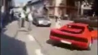 Ferrari - burnout zakończony stłuczką