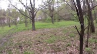 Pułapka na motocyklist&oacute;w i quadowc&oacute;w w lesie 