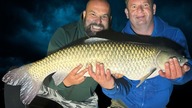 Nocny OLBRZYM! Amur z łowiska Dragon Fishing Bydgoszcz  cz.  1 z 3