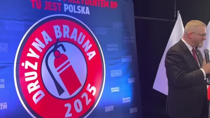 Szanowni Państwo, YouTube nieustannie cenzuruje nasze treści i obcina nam nawet 90% zasięgów, co pozbawia nas możliwości utrzymania naszej działalności. Wobec tego bardzo prosimy o Państwa wsparcie. Jeśli chcą Państwo wspomóc naszą misję walki z systemem, można to zrobić pod poniższymi linkami:
 https://wolnosc.tv/wsparcie/
 Patronite: https://patronite.pl/wolnosctv
 Wirutalna kawa: https://buycoffee.to/wolnosctv

  Kliknij DZWONEK  i SUBSKRYBUJ kanał, aby być na bieżąco!
https://youtube.com/channel/UCbrkcWVRq0BP75PccSYv-qA?sub_confirmation1
 Więcej na portalu https://wolnosc.tv
 Znajdź nas również na FB:  https://www.facebook.com/WolnosciNiepodlegloscTV
 Oraz Twitterze: https://twitter.com/WolnoscTV
 Wirtualna kawa: https://buycoffee.to/wolnosctv

#konfederacja #braun #sejm