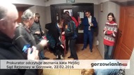 Biłem psa do momentu aż przestał skomleć