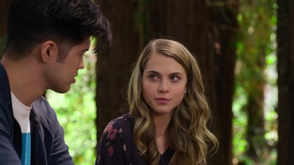 13 Reasons Why S03E02 Jeśli oddychasz, jesteś kłamcą