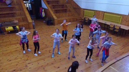 Zajęcia taneczne dla młodzieży odbywające się w czwartki w Domu Kultury w Markuszowie #1