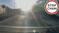 Wypadek.  Oślepiające słońce i kierowca osobówki najeżdżający na ciężarówkę #2154 Wasze Filmy
