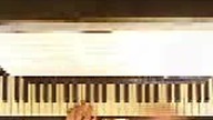Smutne Pianino 10