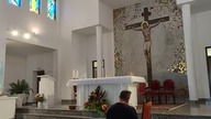 Medjugorie 15-06-2022 Tihalina - Adoracja najświętszego sakramentu . W kościele z przepiękną Maryją.