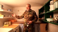 Człowiek, kt&oacute;ry przygotowuje się na wojnę cz3
