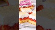 To ciasto z truskawkami zniknie w 5 minut!  Obłęd! #shorts #ciasto #przepis
