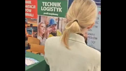 18. 11. 25.  Targi w Cieszynie afera w WSB if Cieszyn wyższa szkoła bankowa