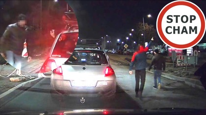 Zakaz przejścia dla pieszych.  Kierowca wyciągnął gaz ...  #2113 Wasze Film