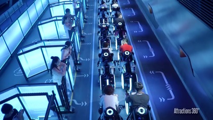 Przejazd rollercoasterem TRON w Szanghajskim Disneylandzie
