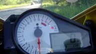 Szczęściarz na motocyklu