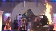 Ogniste wejście podczas karnawału