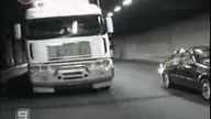 Tir nie zauważył samochodu