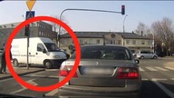 Jak nie zawracać? On zrobił to na pasach i na czerwonym świetle [Bez Trzymanki]
