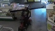 Dziadek kontra automatyczne drzwi