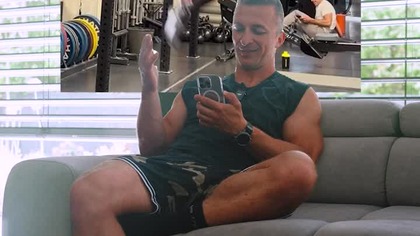 Zlatan Ibrahimovic źle robi brzuch?