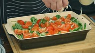 Ziemniaki zapiekane ze szpinakiem i pomidorami /Oddaszfartucha