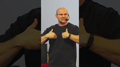 Kilkunastu ludzi oddaje życie Jezusowi na Dotyku Nieba | Tomasz Dorożała