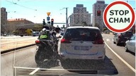Kolizja motocyklisty z osobówka.  Uszkodzone auto, ale kierowca nie wysiada ...  #865 Wasze Filmy