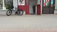 Wszedł Łysy Facet w Czapce z Daszkiem do salonu Fryzjerskiego, Biała Podlaska, Lubelskie, Polska